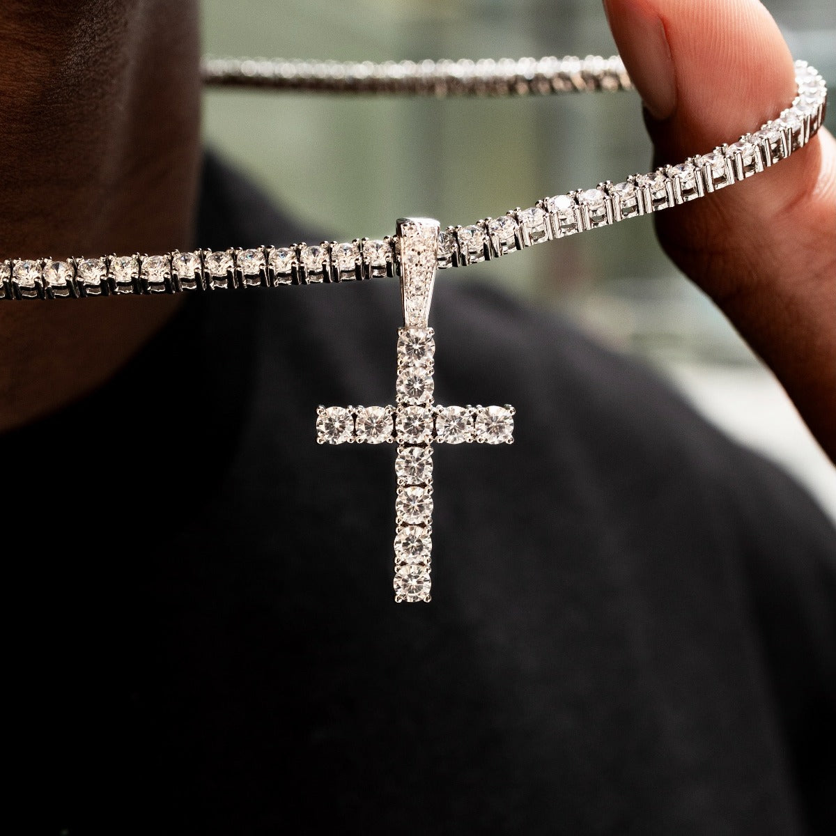 Pendentif Croix Diamantée en Or Blanc 8Shine
