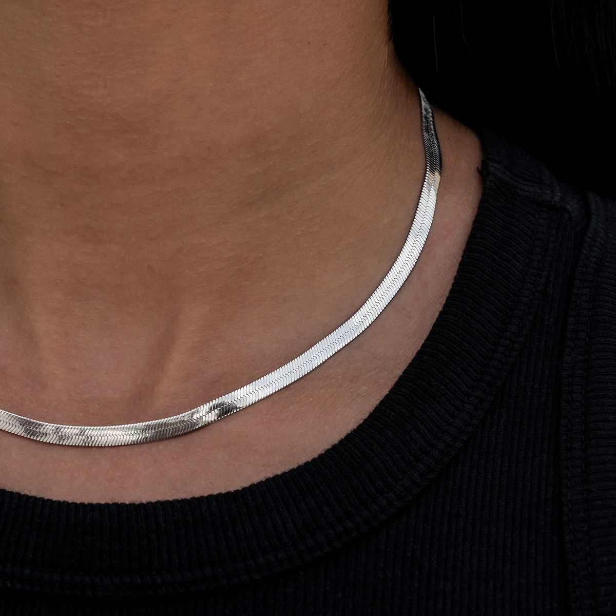 Collier 8Shine — Chaîne Herringbone en Or Blanc 4mm
