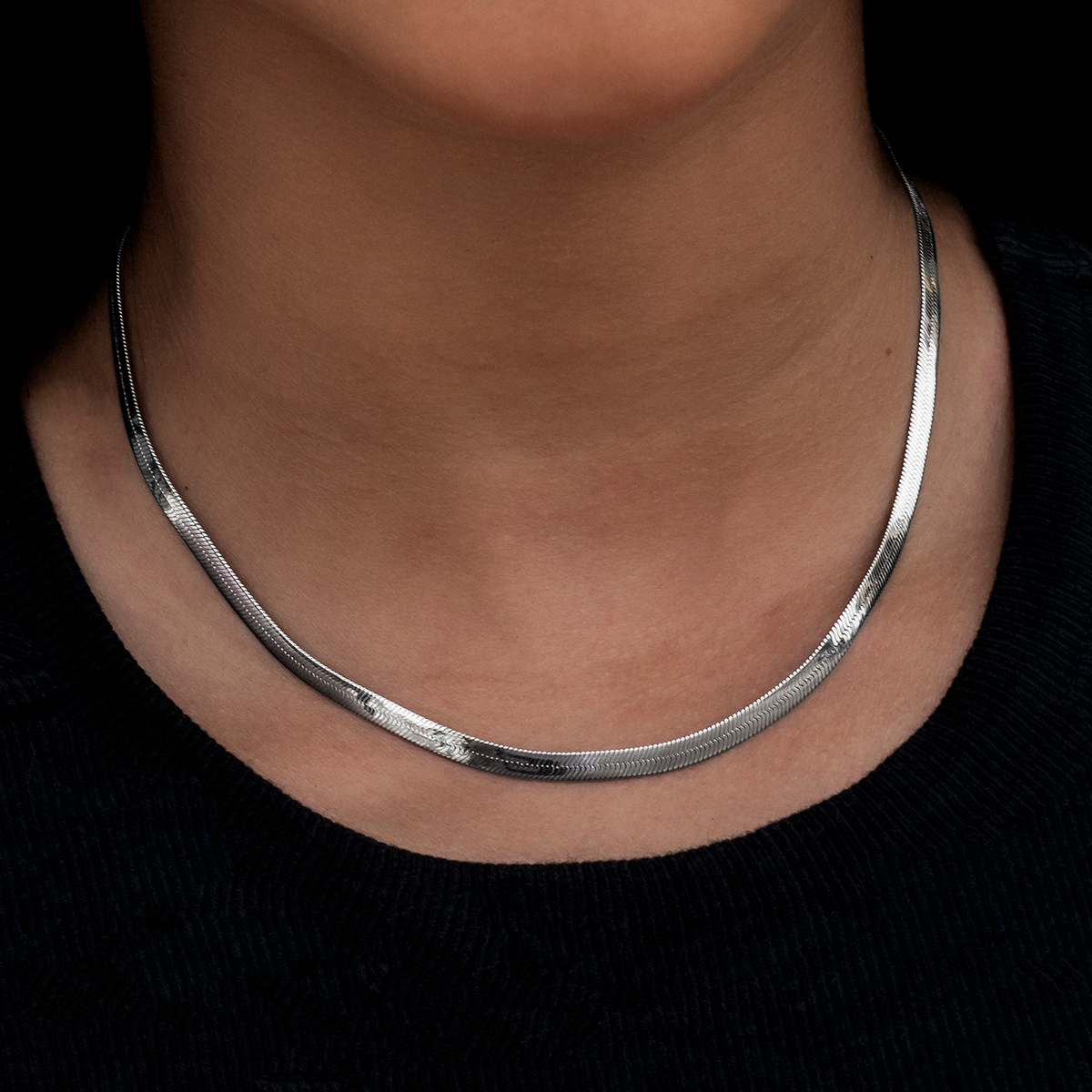 Collier 8Shine — Chaîne Herringbone en Or Blanc 4mm