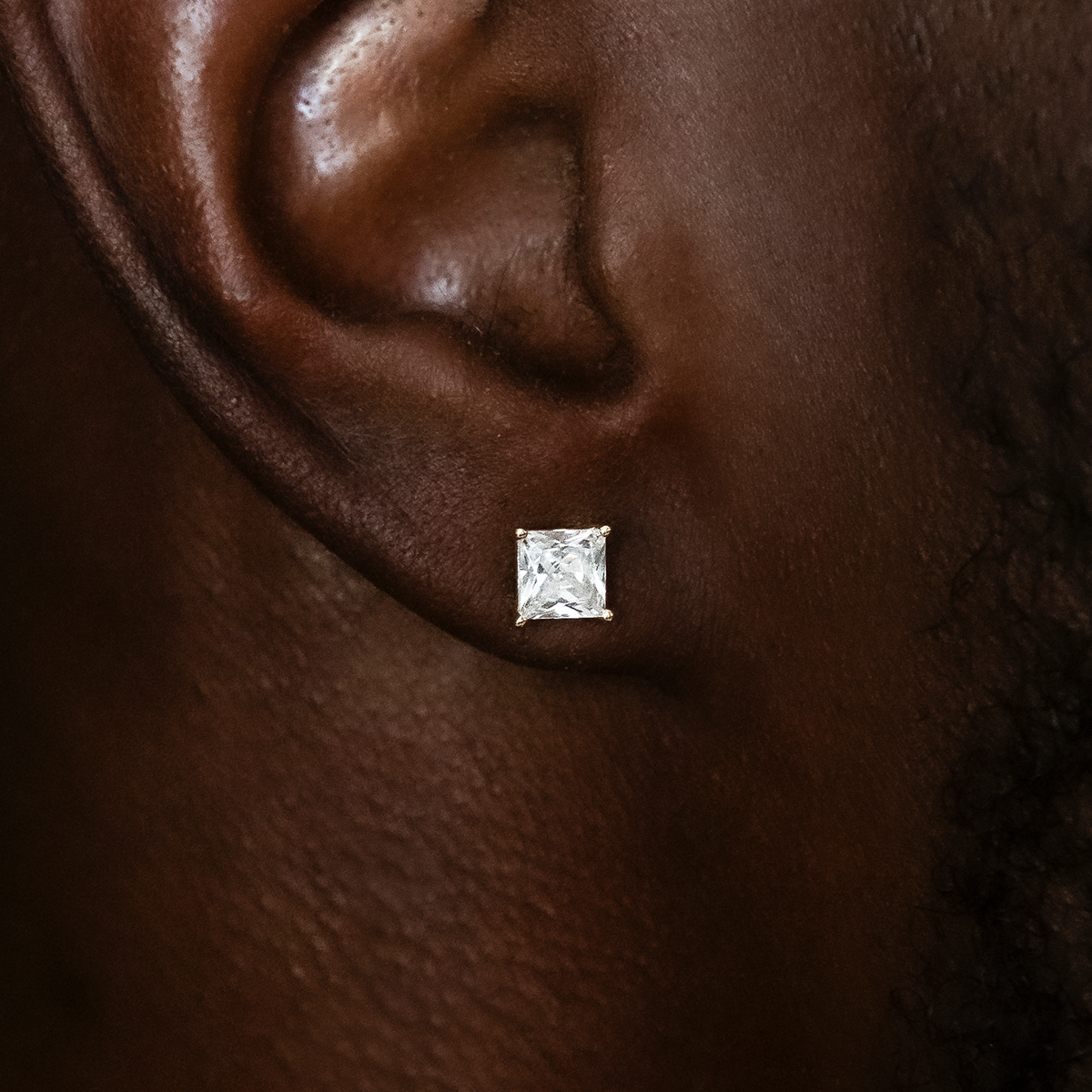 Boucles d’Oreilles 8Shine – Square Cut 5mm en Or Jaune