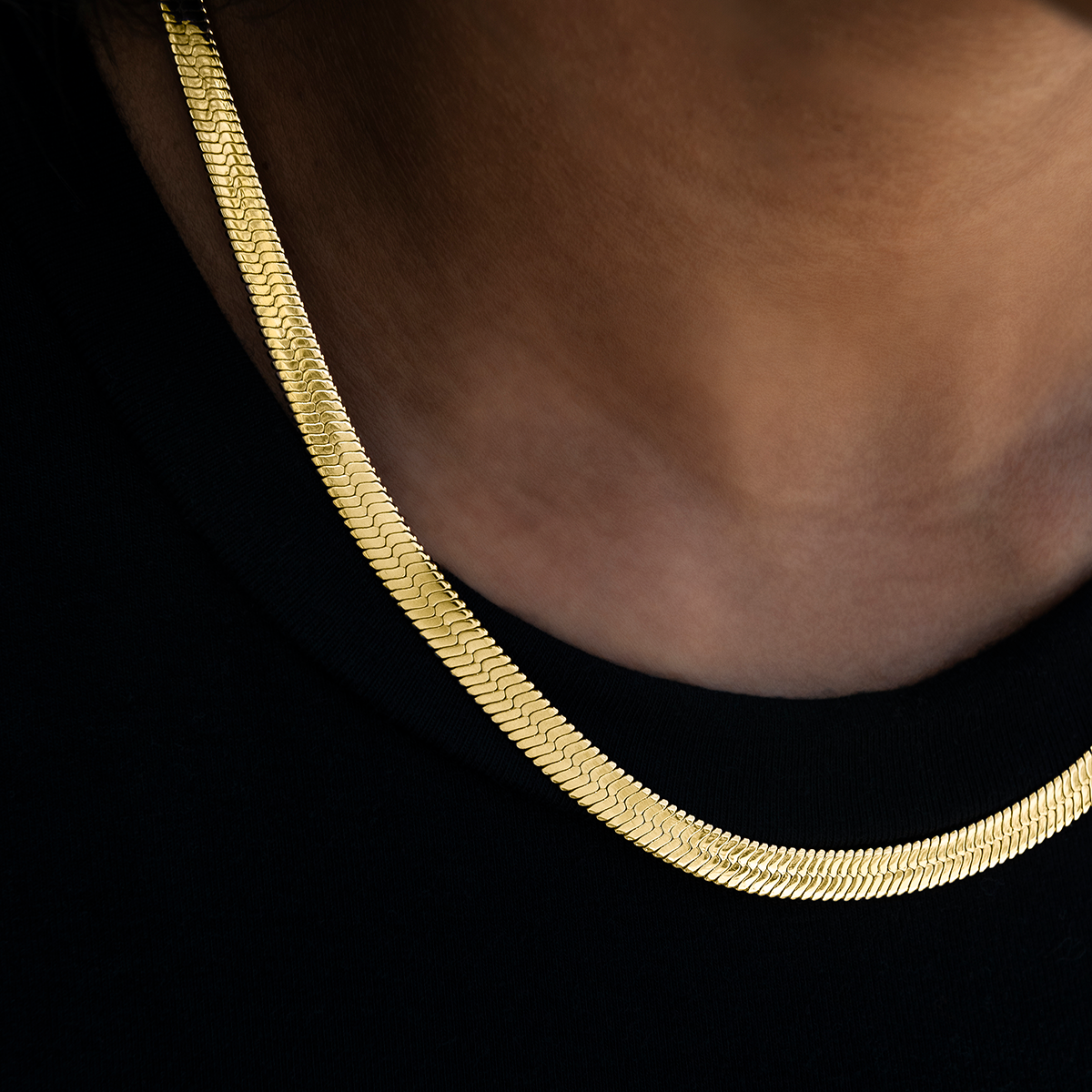 Collier 8Shine — Chaîne Herringbone en Or Jaune 8mm