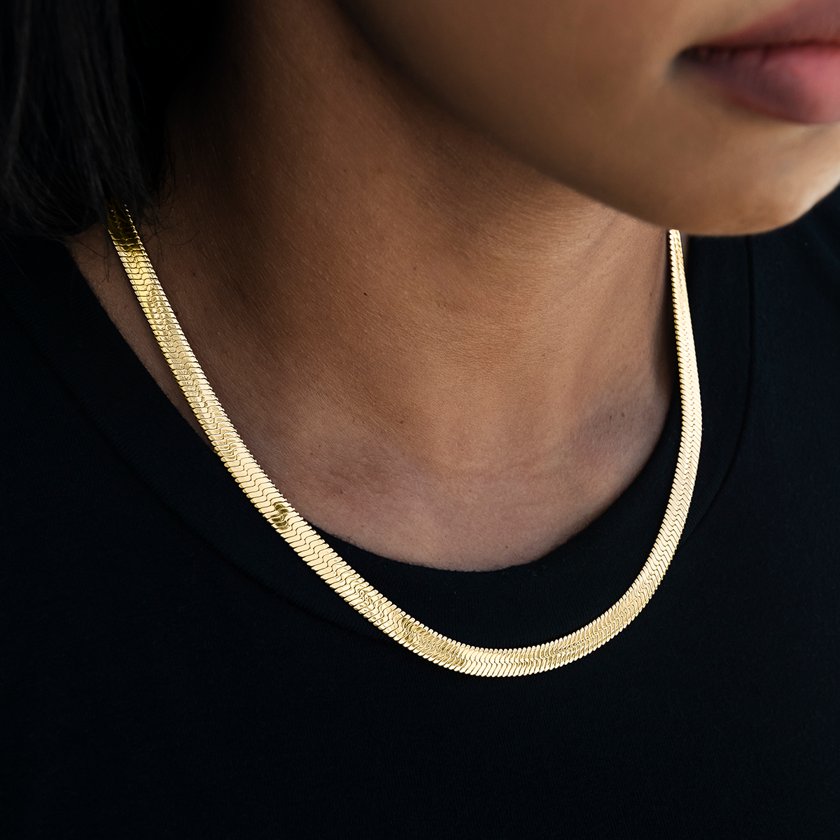 Collier 8Shine — Chaîne Herringbone en Or Jaune 8mm