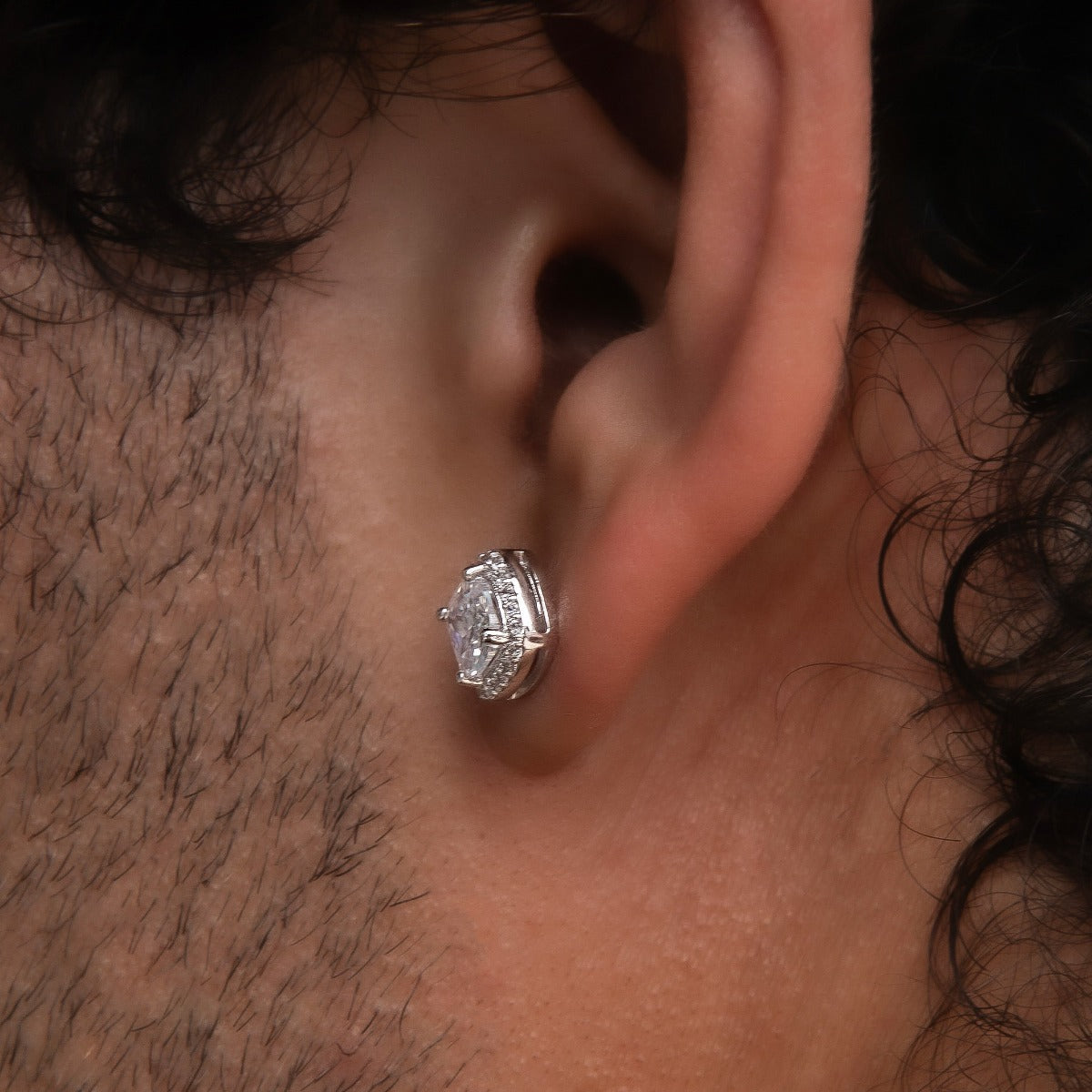 Boucles d’Oreilles 8Shine – Cushion Cut en Or Blanc