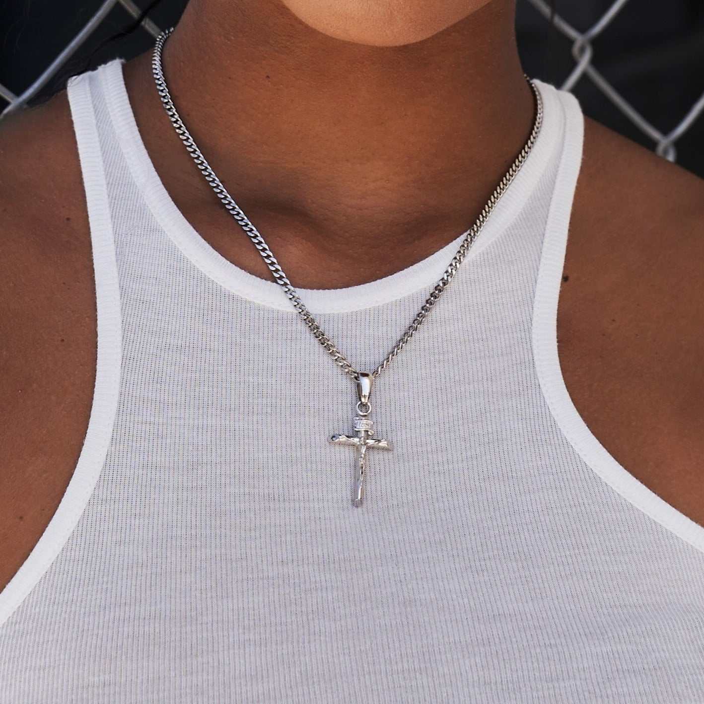 Pendentif 8Shine — Crucifix en Or Blanc