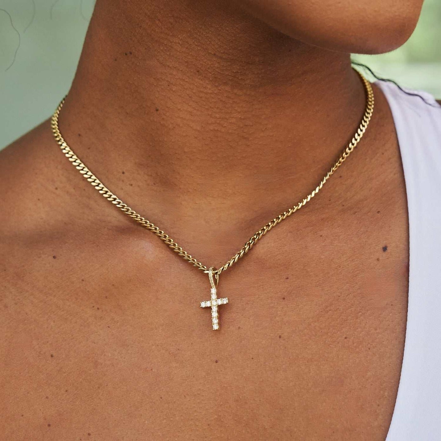Pendentif 8Shine — Croix Micro à Diamants en Or Jaune