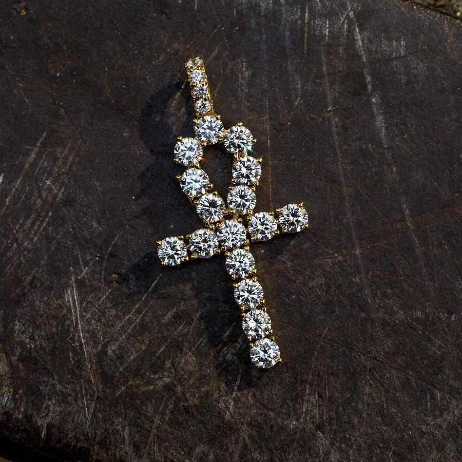Pendentif Croix Ankh Givrée en Or Jaune 8Shine