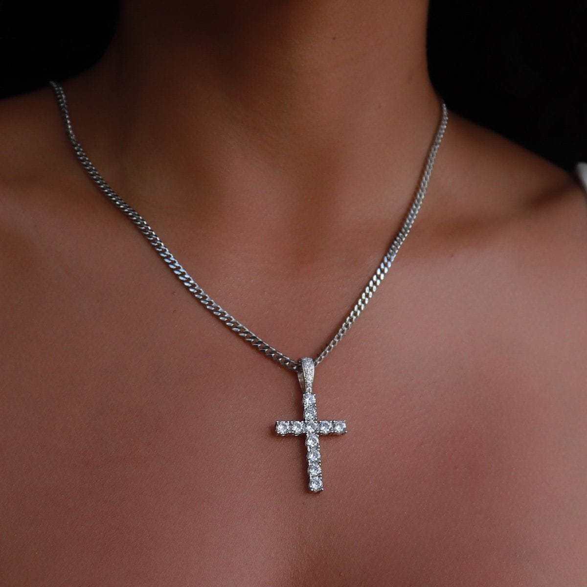 Pendentif 8Shine — Croix à Diamants en Or Blanc