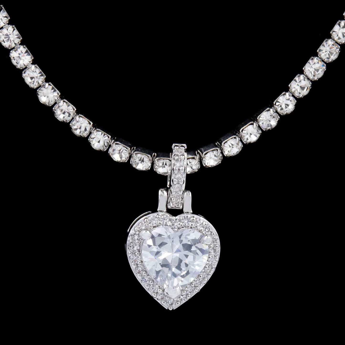 Pendentif 8Shine — Cœur Micro Iced à Diamants en Or Blanc