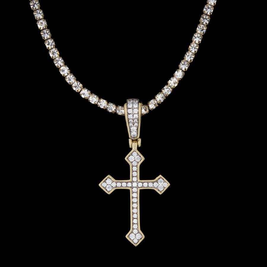 Pendentif Croix Celtique Givrée en Or Jaune 8Shine