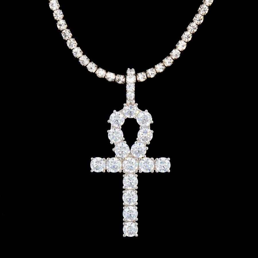 Pendentif Croix Ankh Givrée en Or Blanc 8Shine