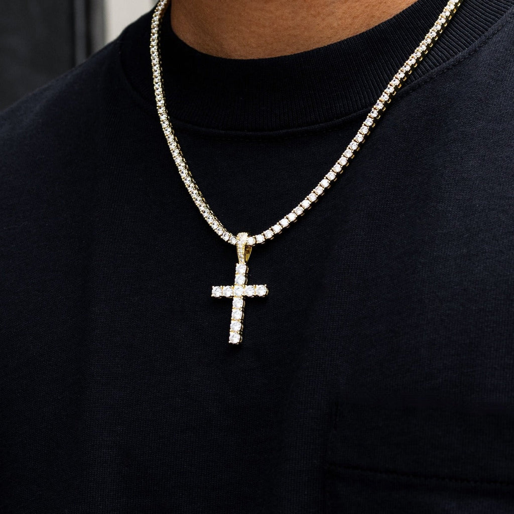 Pendentif Croix Diamantée en Or Jaune 8Shine