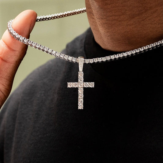 Pendentif Croix Diamantée en Or Blanc 8Shine