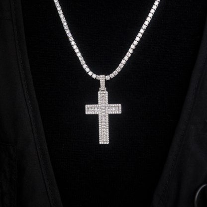 Pendentif Croix Baguette Diamantée en Or Blanc 8Shine