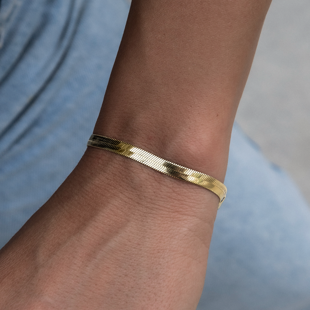 Bracelet 8Shine — Herringbone en Or Jaune 4mm
