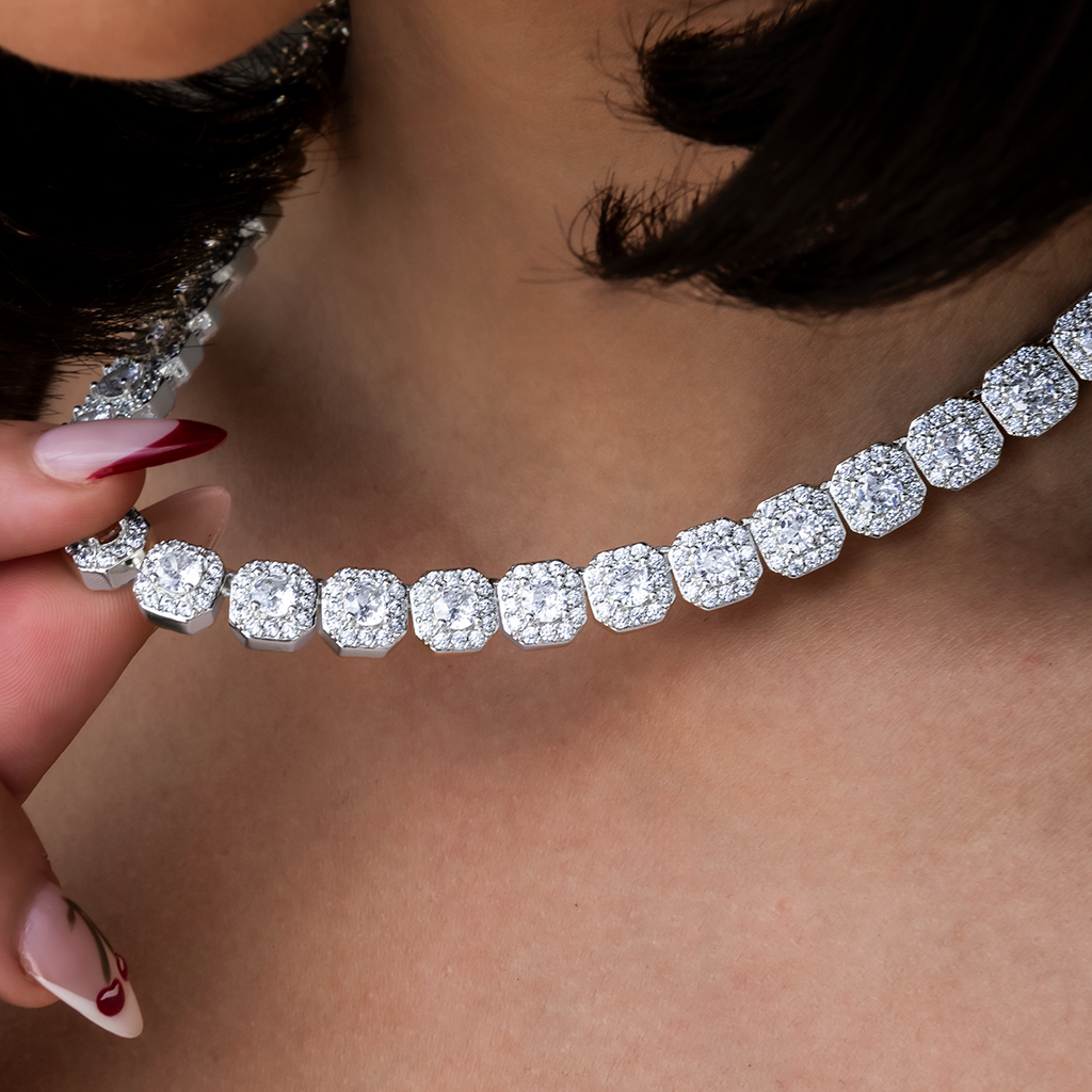 Collier 8Shine — Chaîne Cluster Tennis en Or Blanc 8.5mm