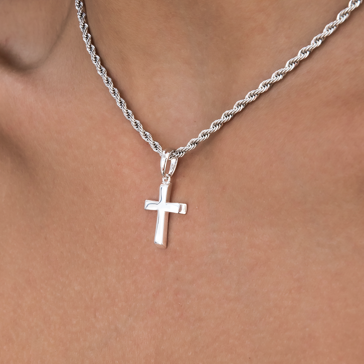 Pendentif 8Shine — Croix Micro Simple en Or Blanc