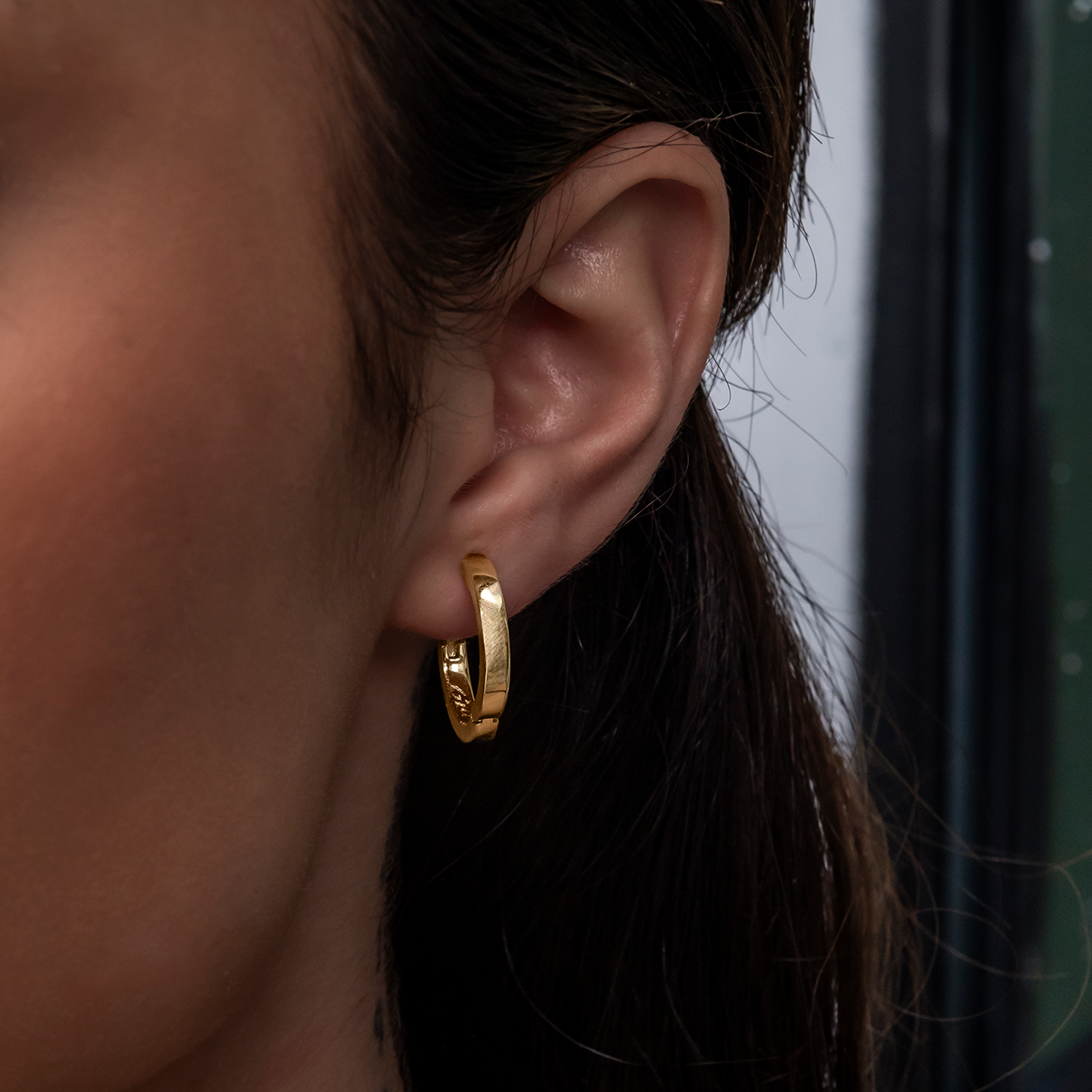 Boucles d’oreilles 8Shine — Polished Round Hoop en Or Jaune