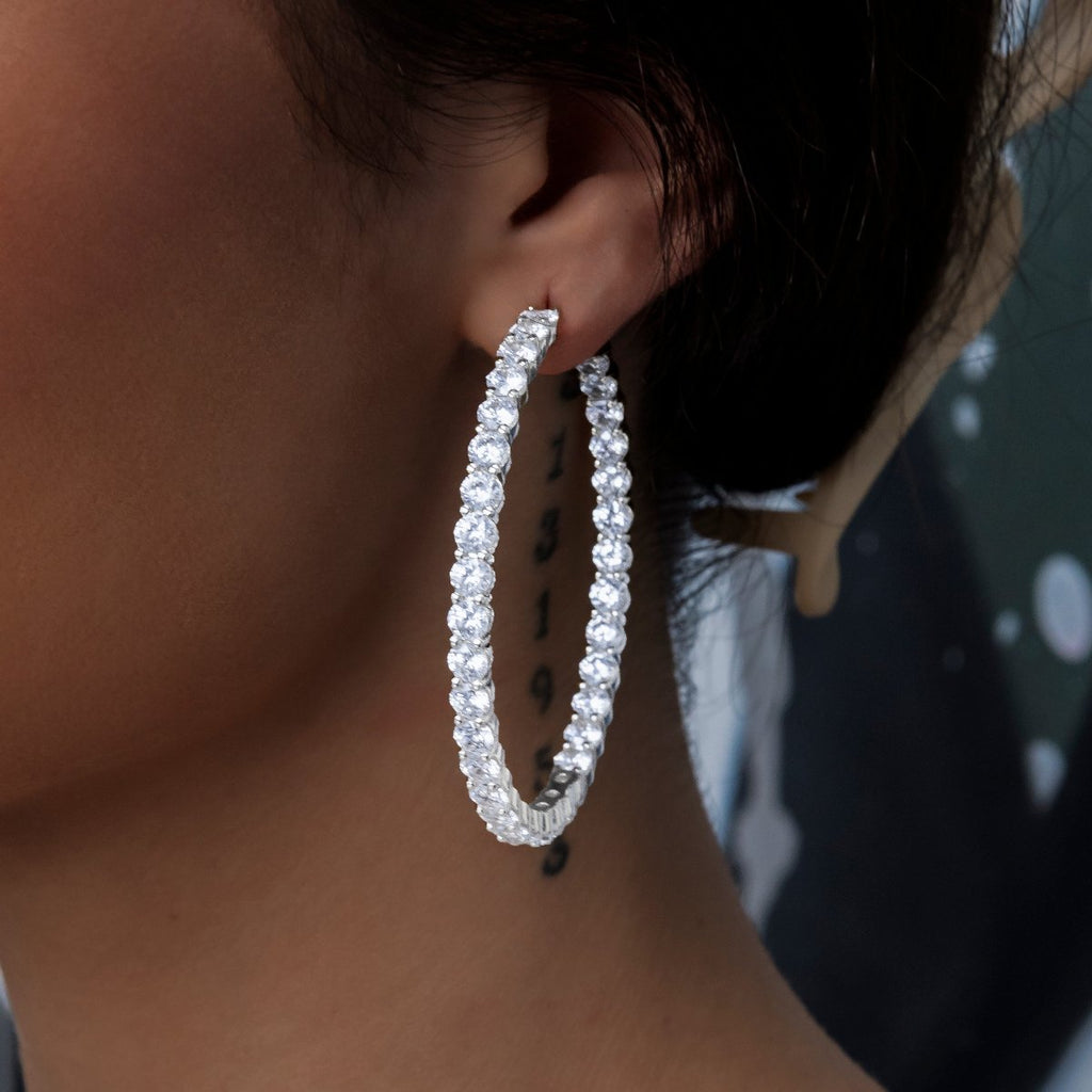 Boucles d’oreilles 8Shine — Eternity Hoop en Or Blanc 4mm