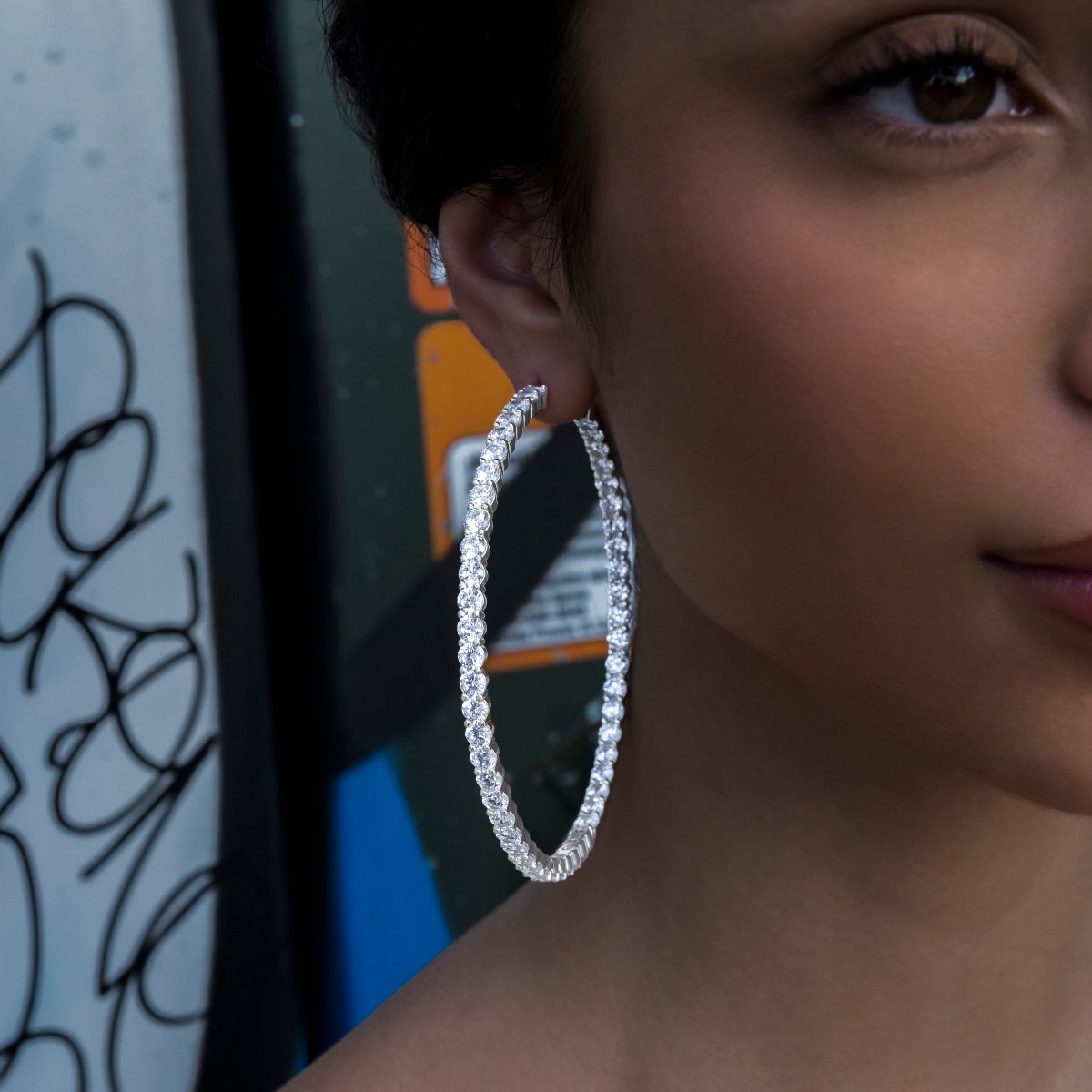 Boucles d’oreilles 8Shine — Eternity Hoop en Or Blanc 4mm