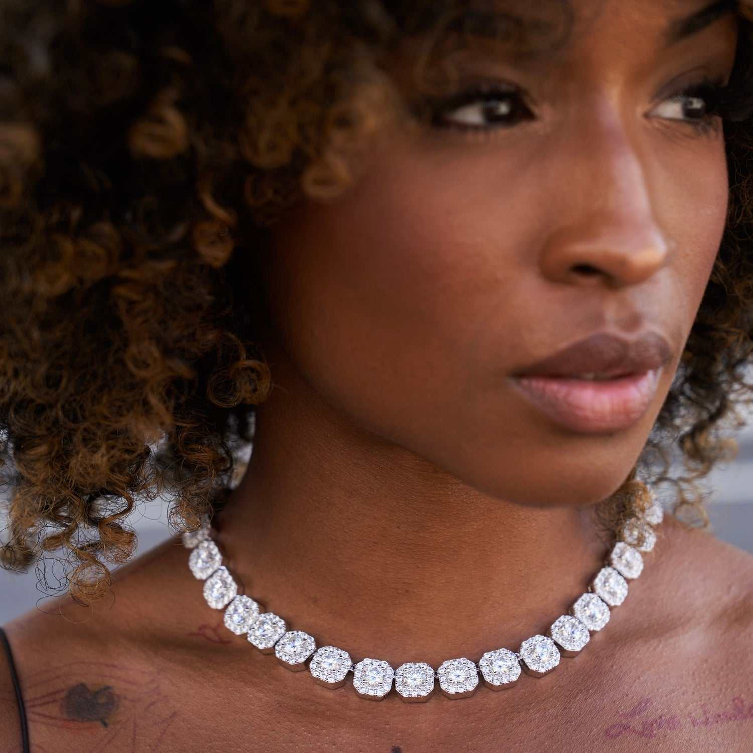 Collier 8Shine — Chaîne Cluster Tennis en Or Blanc 12mm