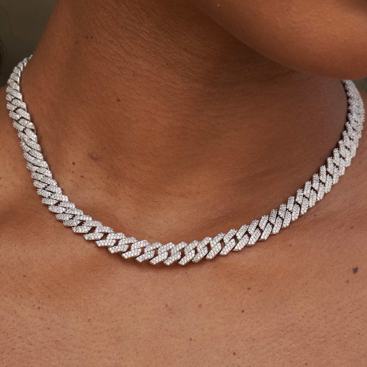 Collier 8Shine — Chaîne Cuban à Griffes Serties de Diamants en Or Blanc 8.5mm