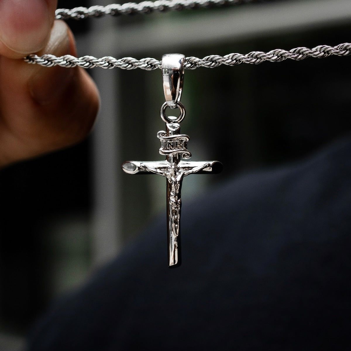 Pendentif Crucifix en Or Blanc 8Shine