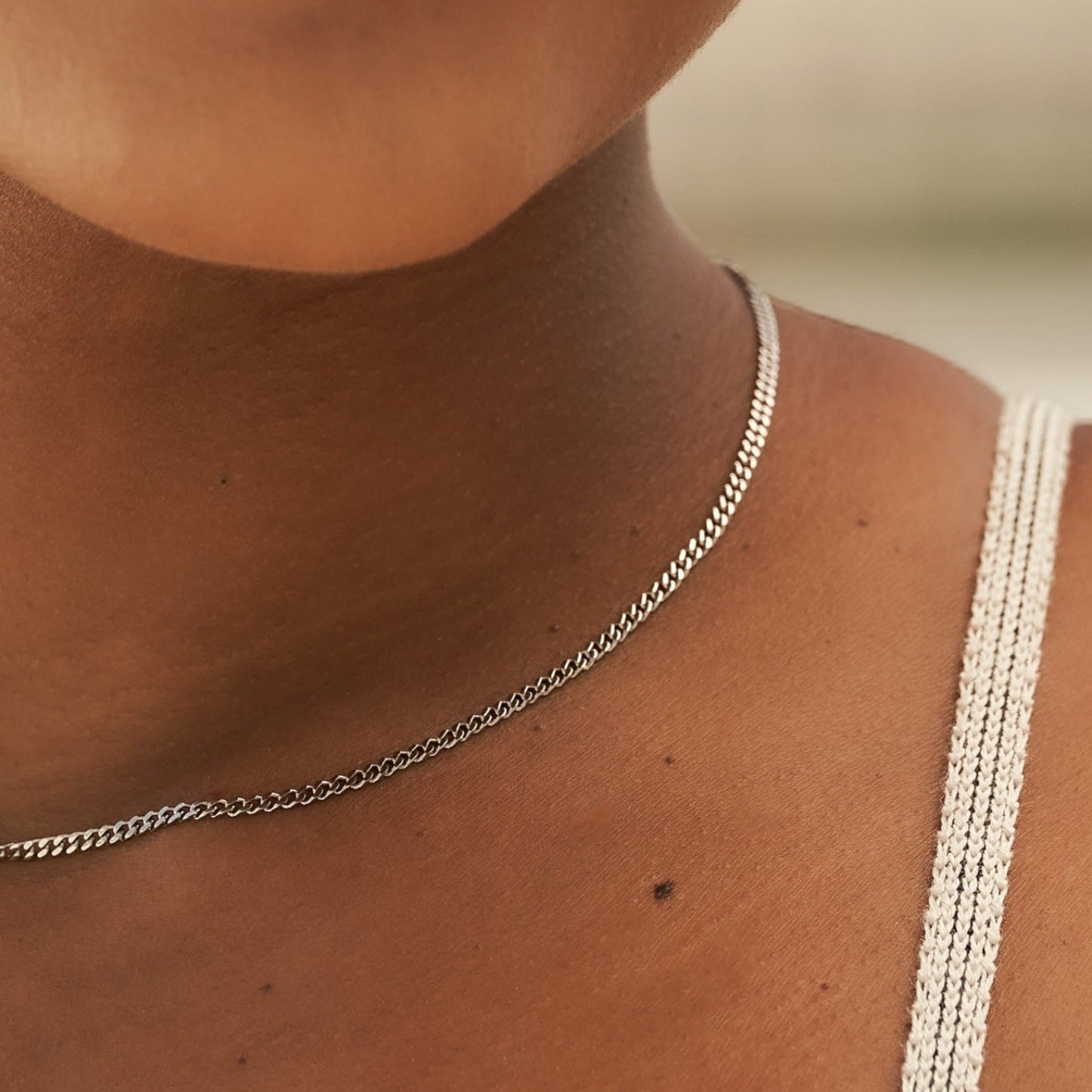 Collier 8Shine — Chaîne Micro Cuban en Or Blanc 2mm