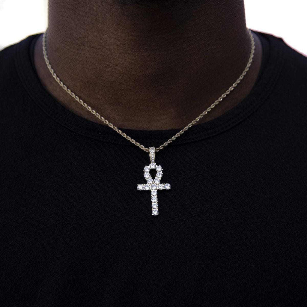 Pendentif Croix Ankh Givrée en Or Jaune 8Shine