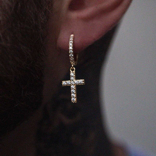 Boucles d’Oreilles 8Shine – Diamond Cross Hoop en Or Jaune