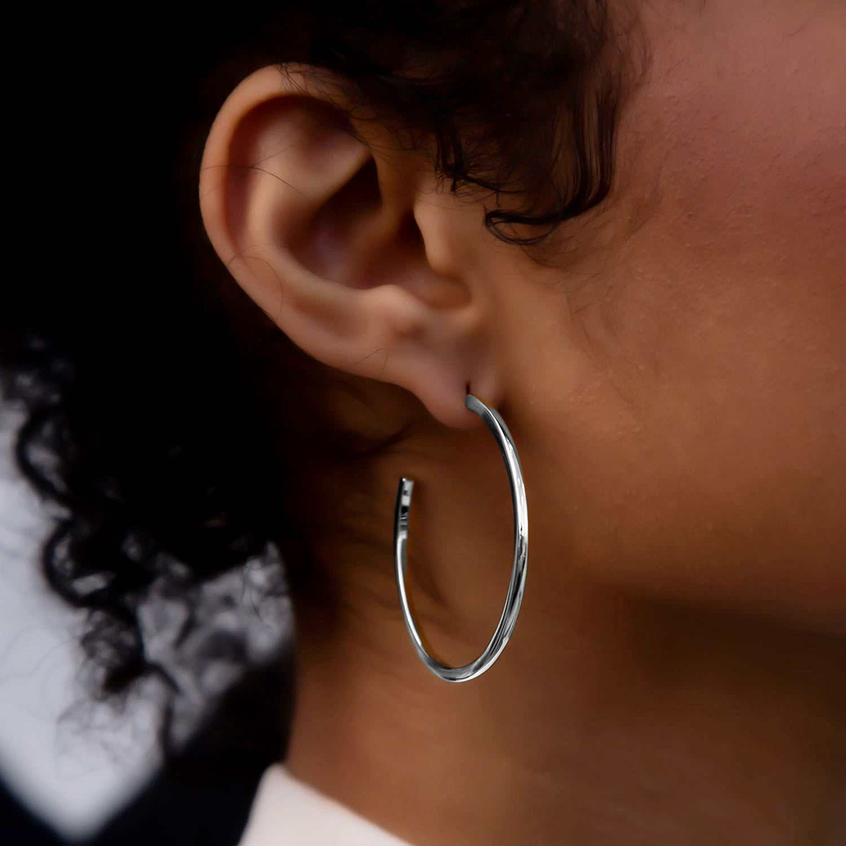 Boucles d’oreilles 8Shine — Plain Hoop en Or Blanc