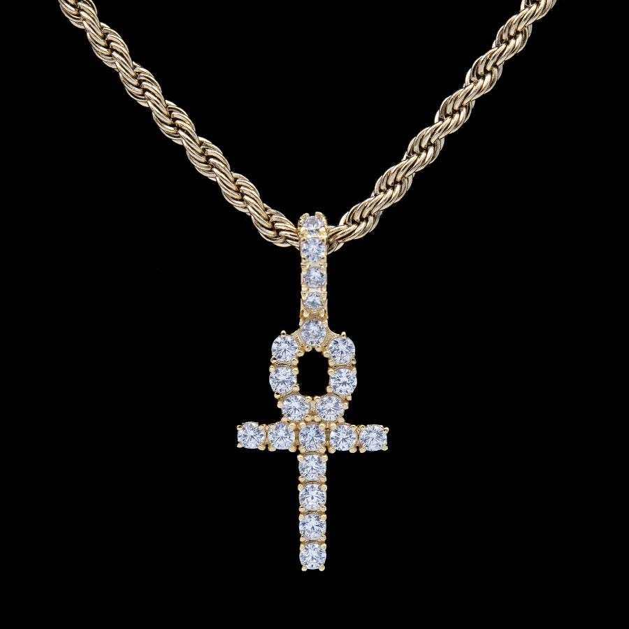 Pendentif 8Shine — Croix Ankh Micro Iced en Or Jaune