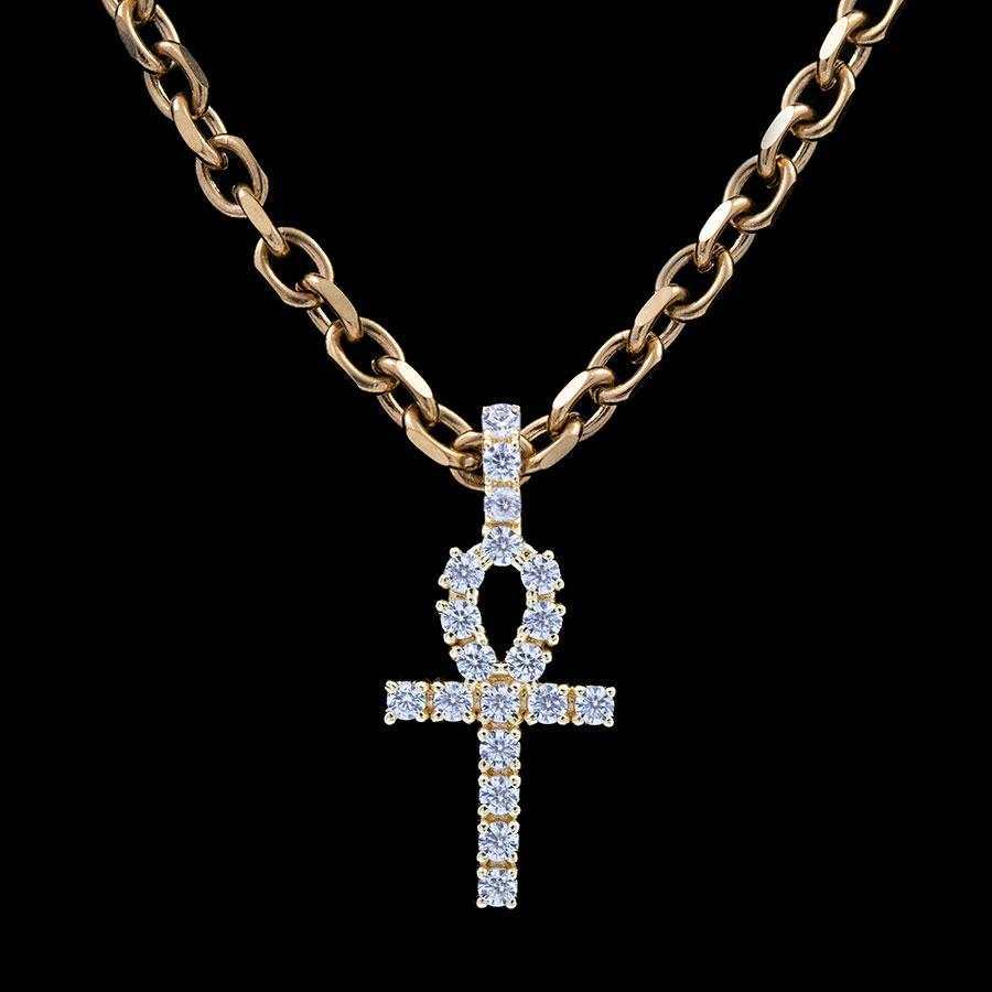 Pendentif 8Shine — Croix Ankh Micro Iced en Or Jaune