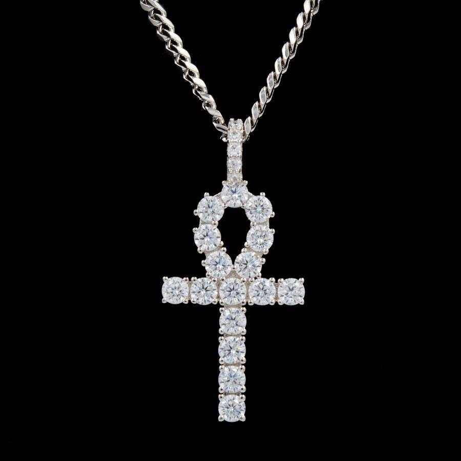 Pendentif Croix Ankh Givrée en Or Blanc 8Shine